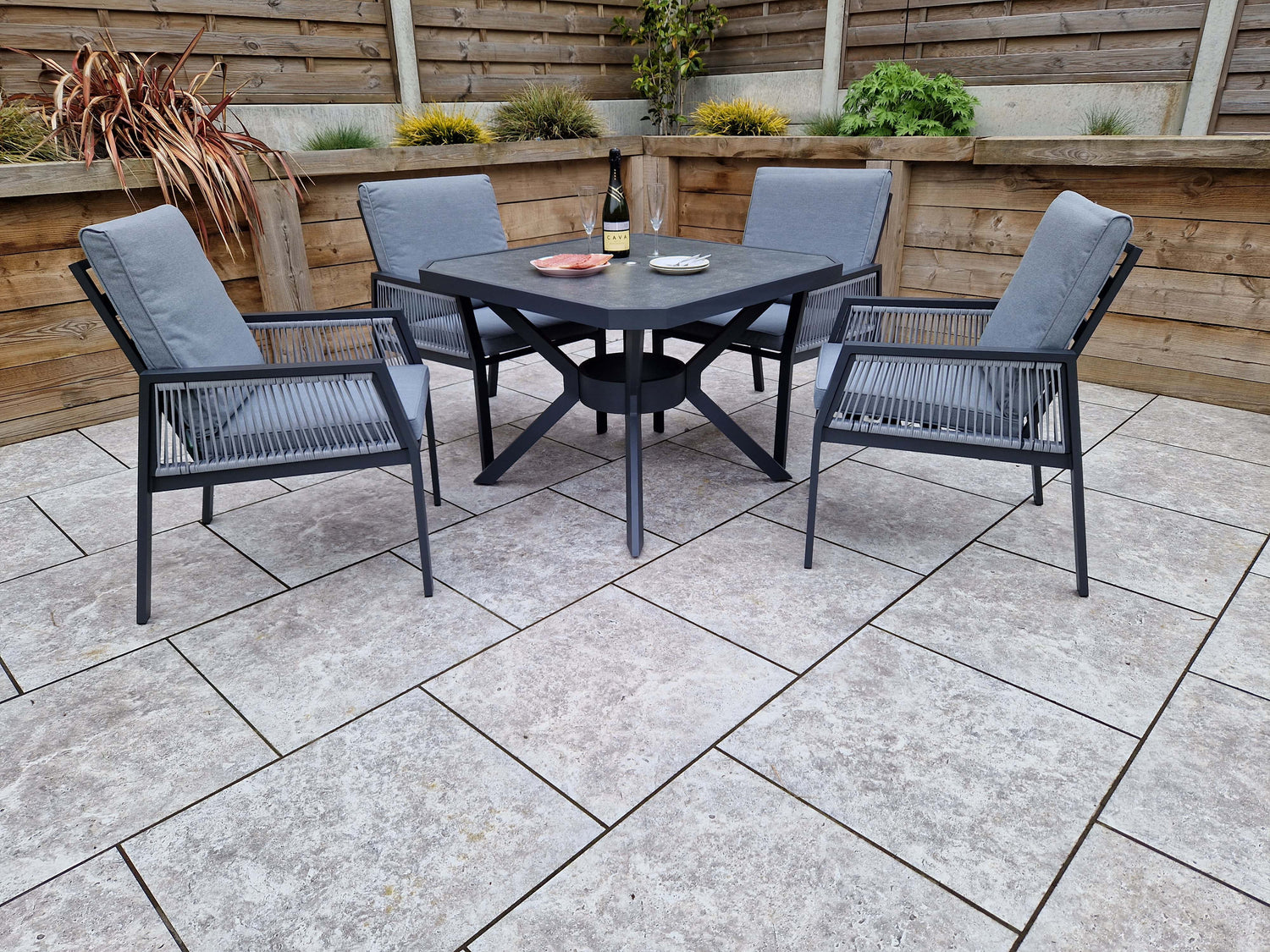 Signature Weave BETTINA Square Dining Set-Better Bed Company