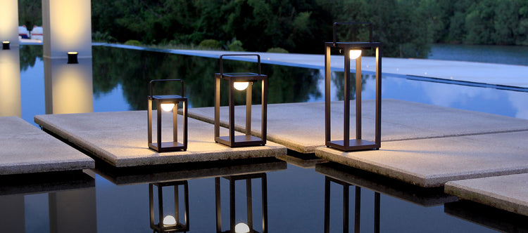 Maze Quad Small Solar Light