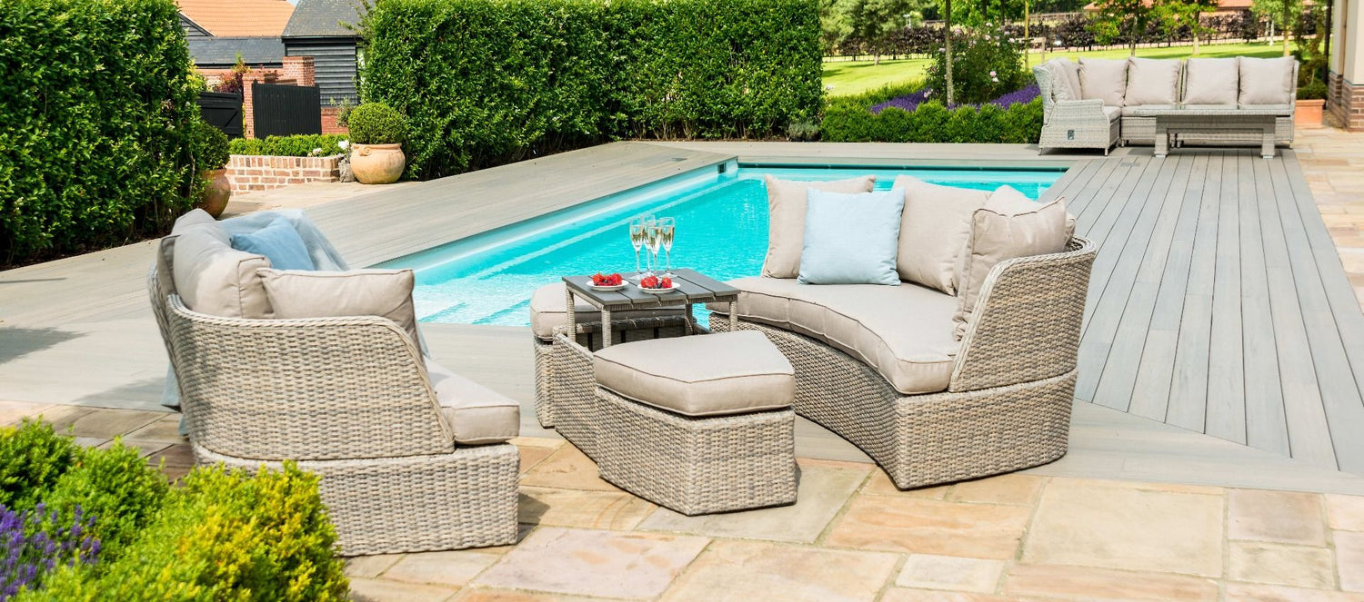 Maze Rattan Cotswold Daybed
