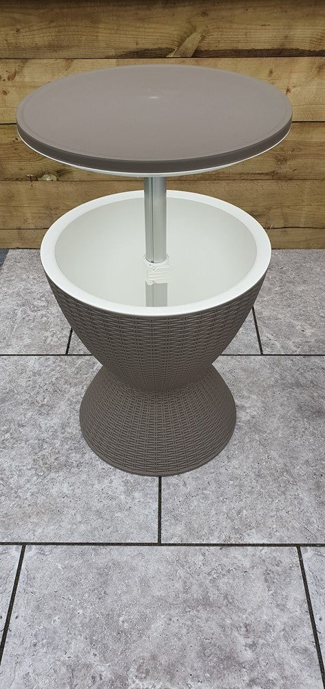 Signature Weave Egg Cup Ice Bucket From Top-Better Bed Company 