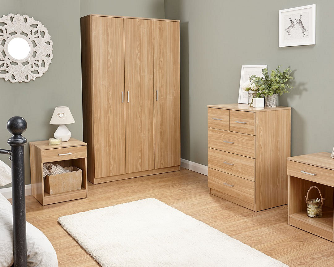 GFW Panama 4 Piece Bedroom Set